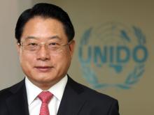 Mr. Li Yong