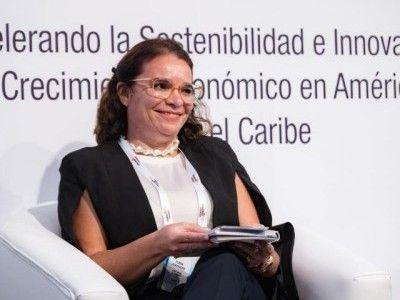 Photo of Ms. Flavia Fernandez 