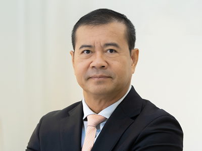 Dr. Kao Thach