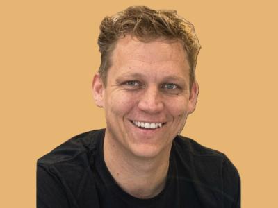 Mr. Lars Veul