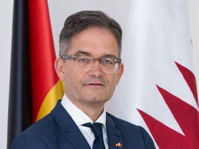 H.E. Oliver Owcza