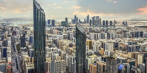© Shutterstock/Marianna Ianovska | View of downtown Abu Dhabi